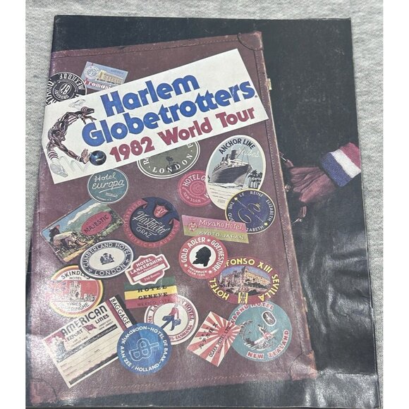 Harlem Globetrotters Program Book World Tour Basketball Program MBX42 1982 - Picture 1 of 7